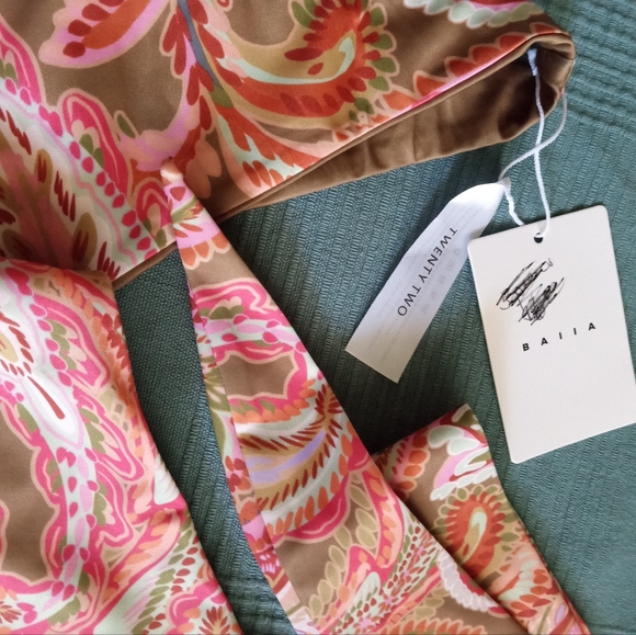 Baiia Barcelenoa Reversible Bikini Set Size US 18 NWT - Picture 6 of 9